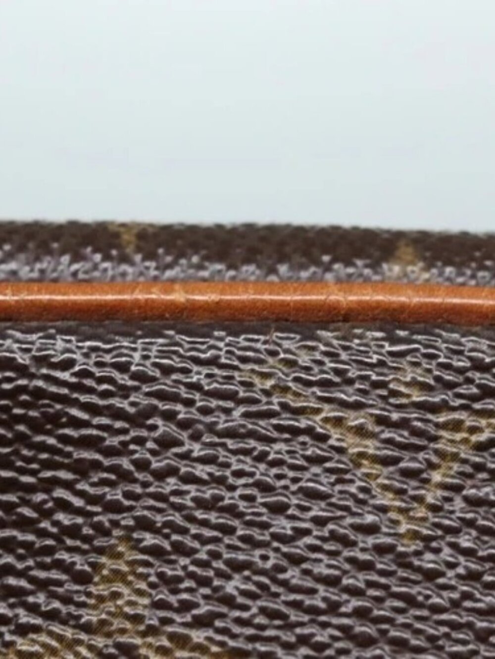 LOUIS VUITTON Monogram Compiegne 28 Clutch - Picture 7 of 16